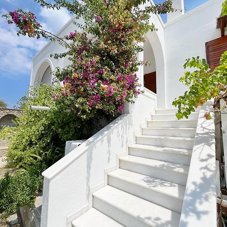 Villa House For Two!! à Angairiá Extérieur photo